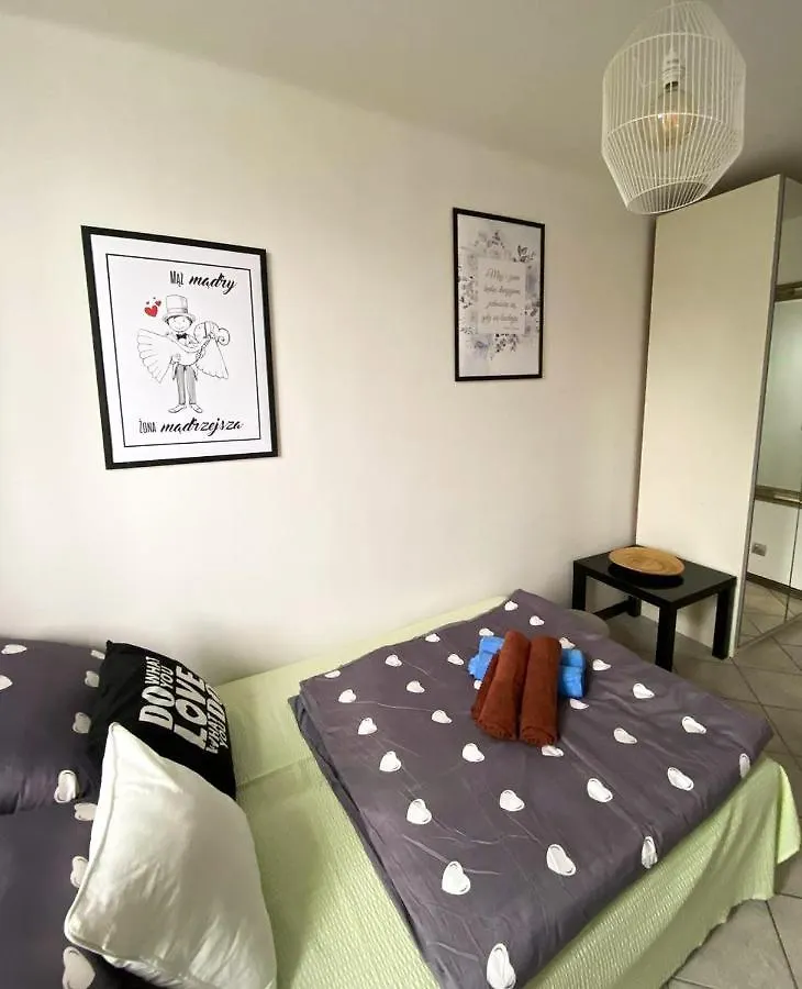 Guest house Art Room №3 Grzybowska 39 Warsaw